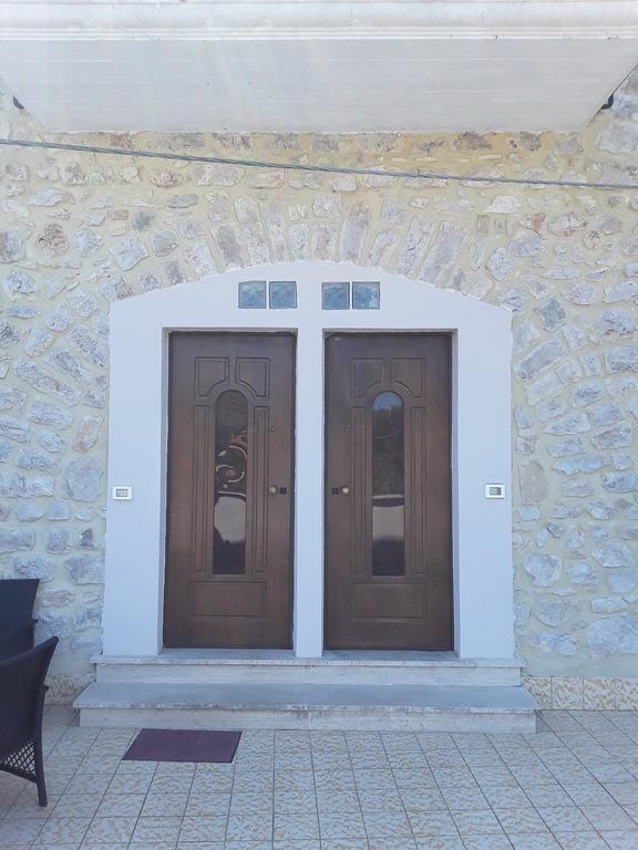B&B La Taverna Campodimele Exterior foto